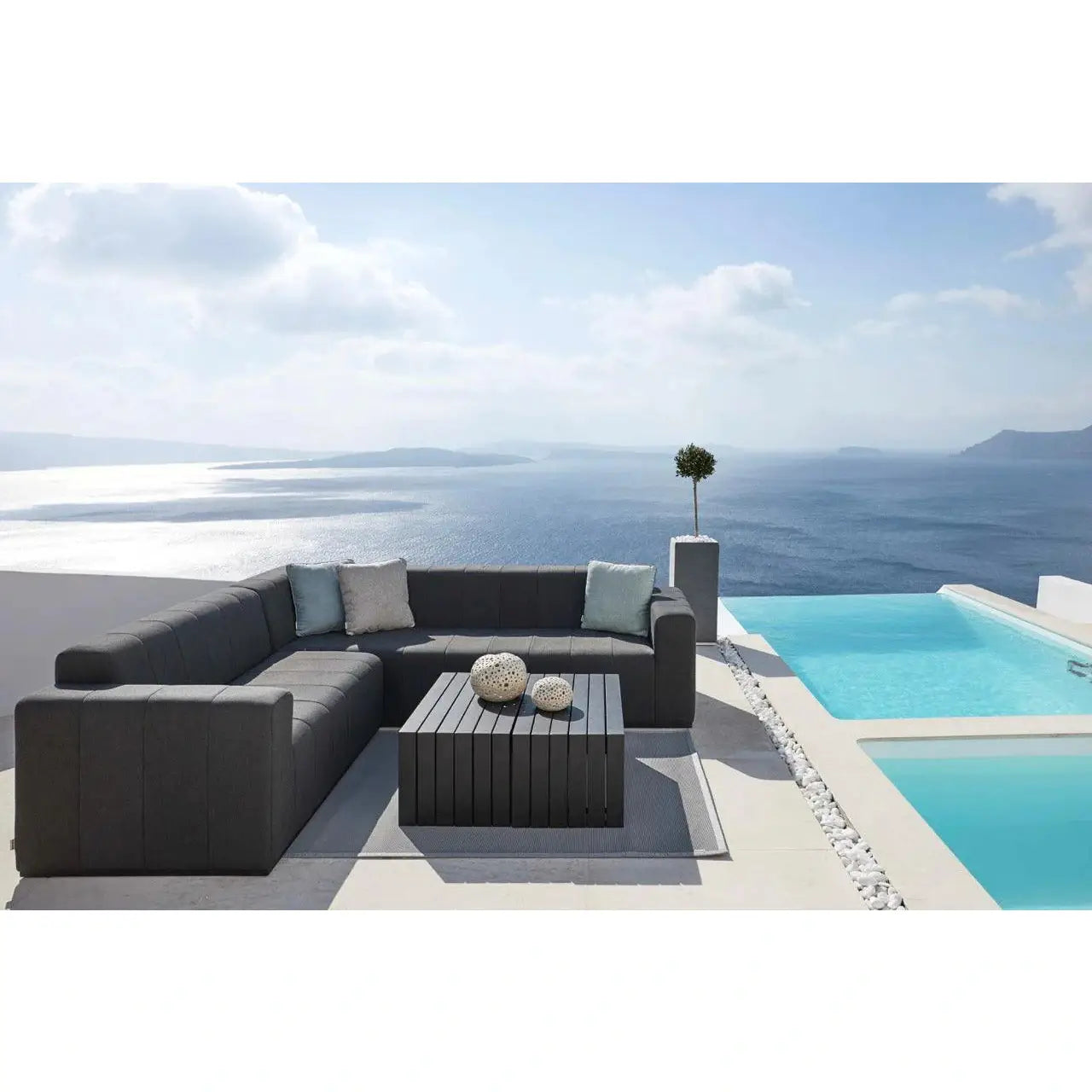 Bite Outdoor Sectional