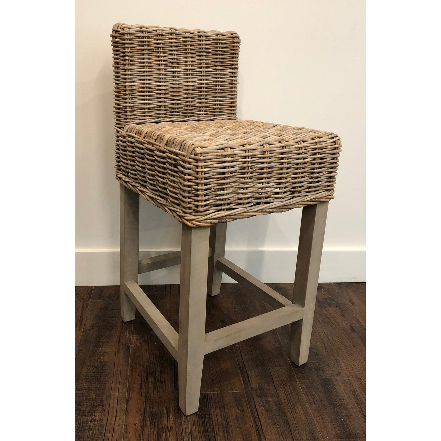 Kubu Counter Stool