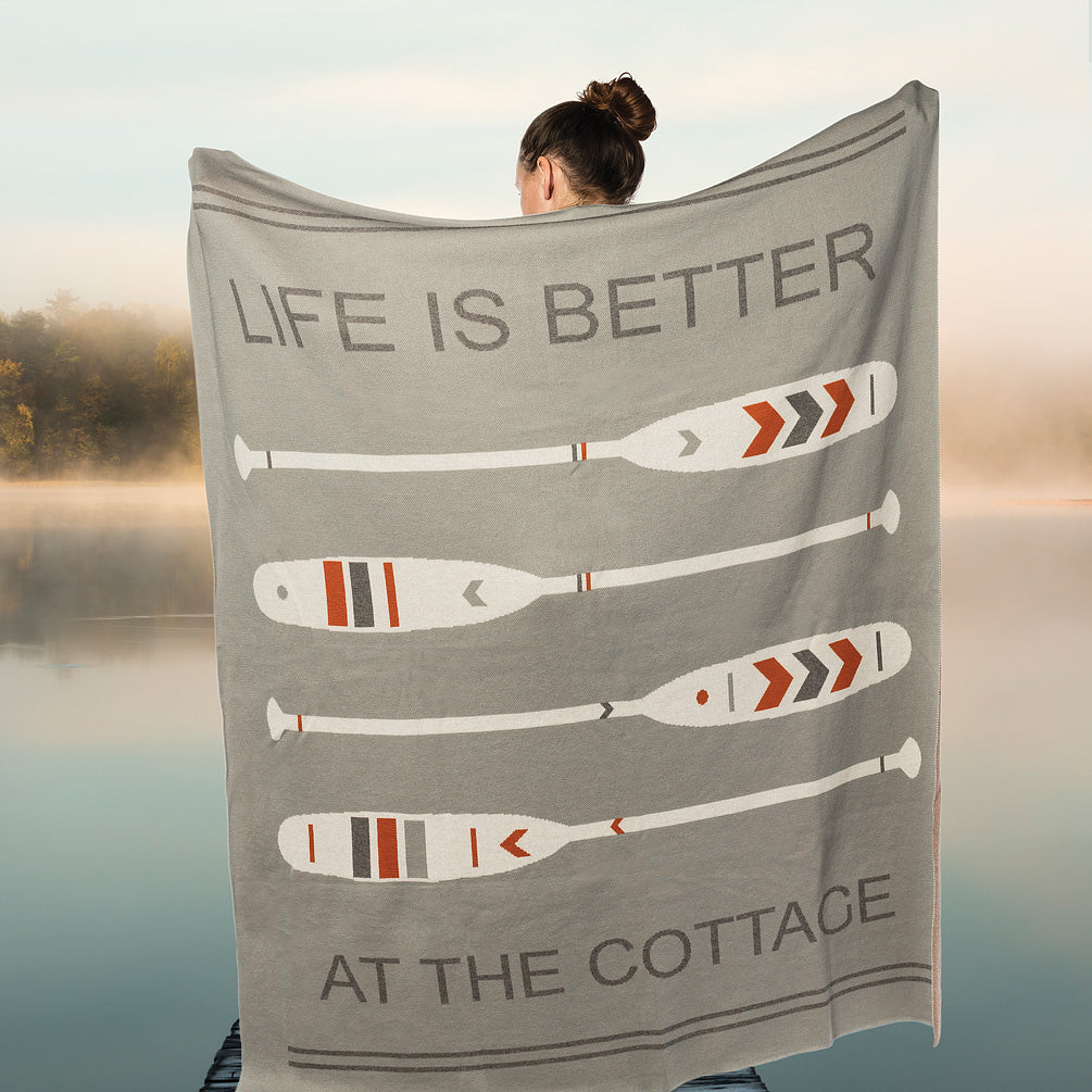 Cottage Paddle Throw