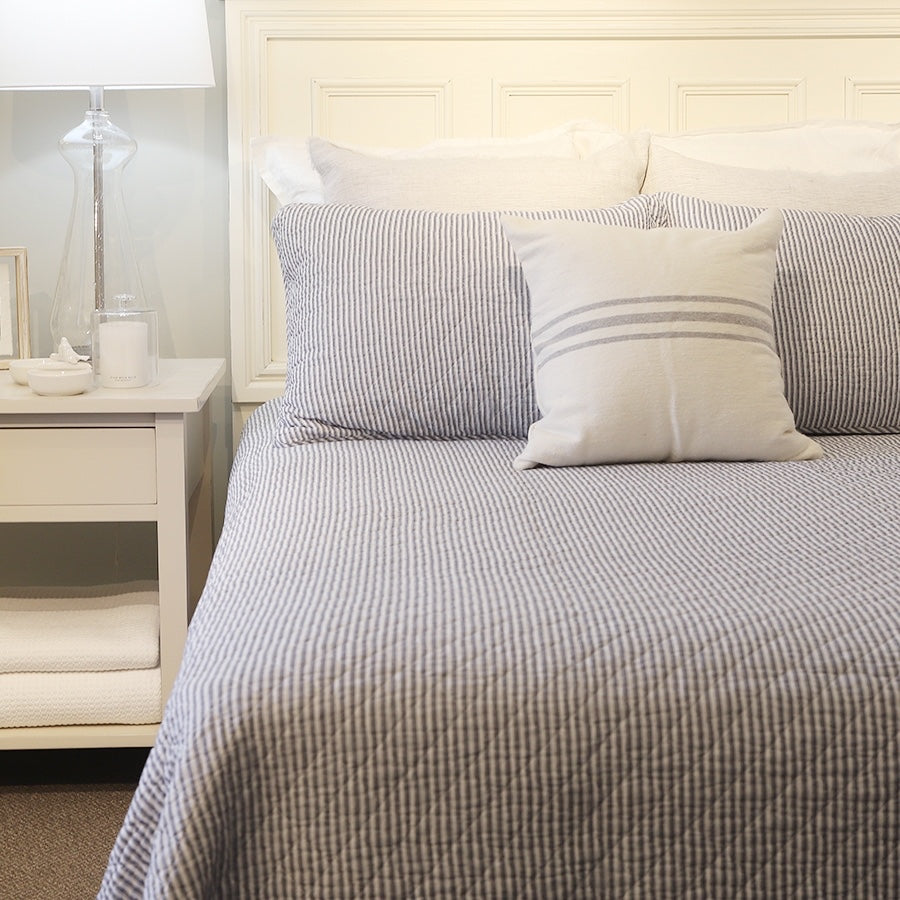 Ticking Quilt Set