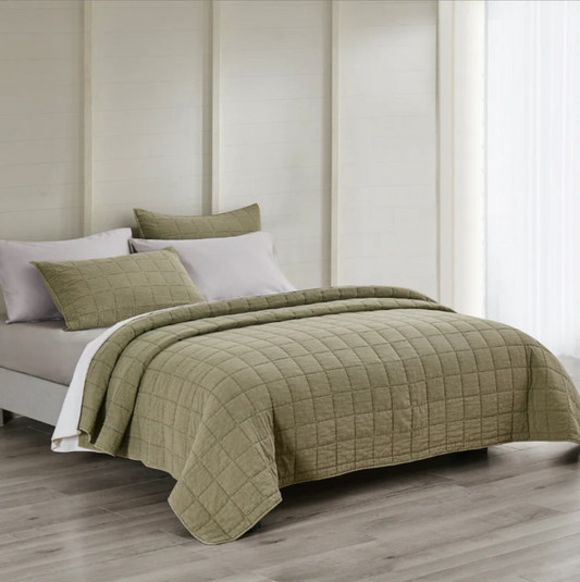 Squares Coverlet  w/Shams