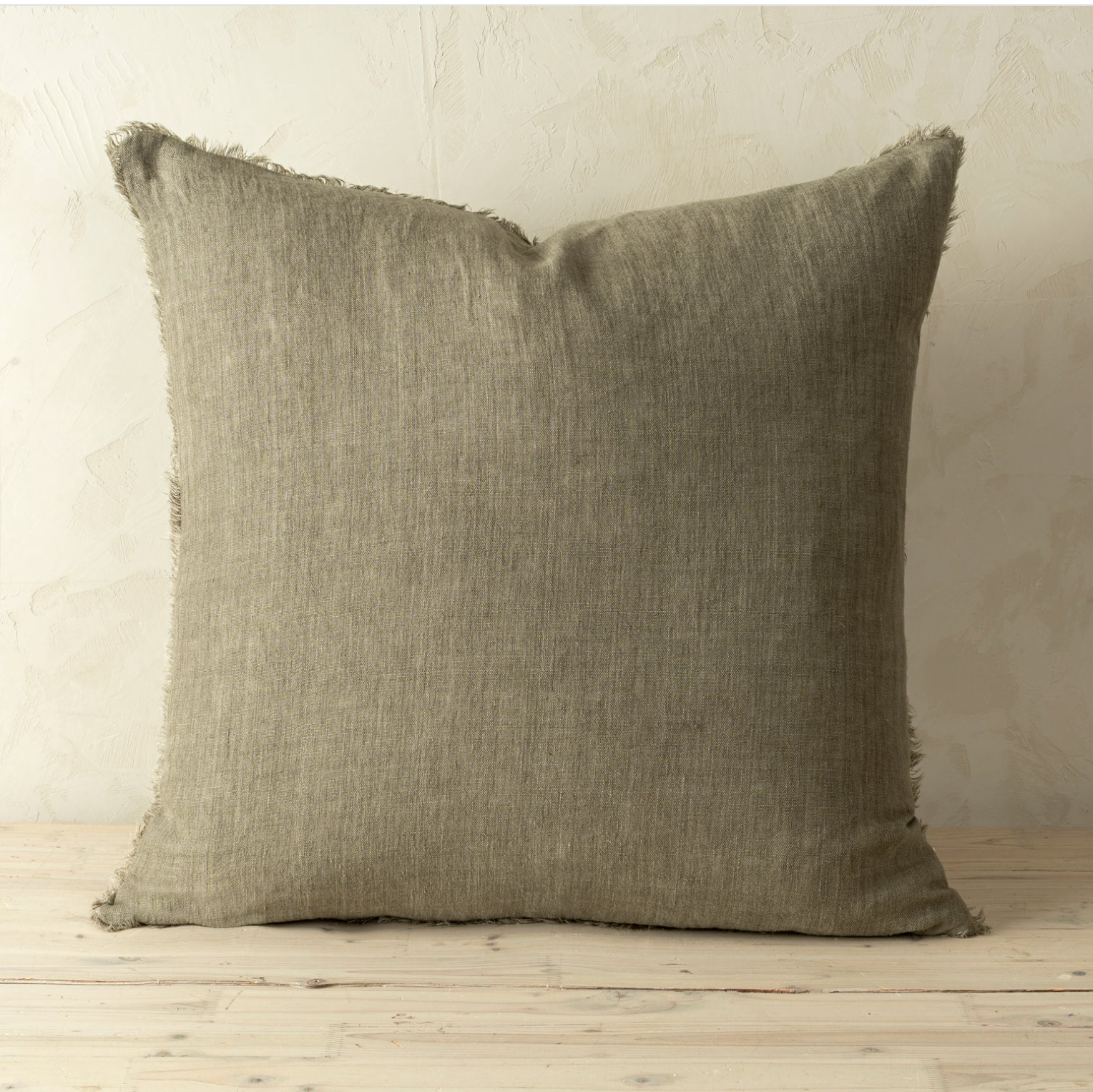 Lina Linen Pillow 24"x24"