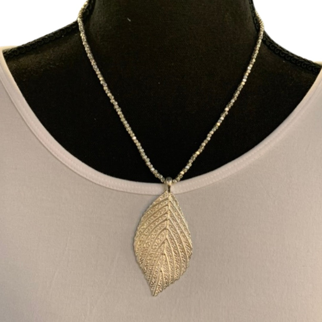 Leaf Necklace on Cube Chain